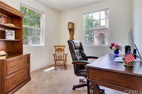 470 Sonora Cir, Redlands, CA 92373 photo 2