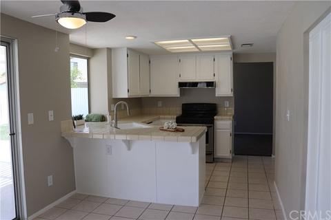 837 Beal Ct, Redlands, CA 92374 photo 17