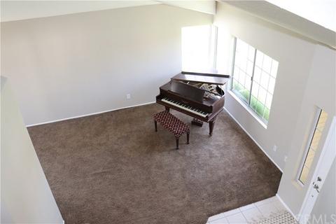 837 Beal Ct, Redlands, CA 92374 photo 6