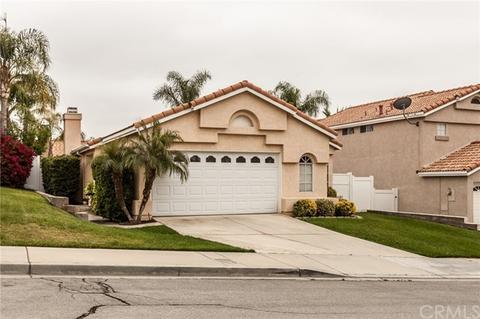 7157 Sunset Ln, Highland, CA 92346 photo 1
