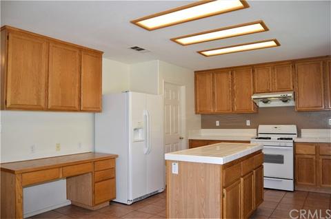 13495 Jennifer Ln, Yucaipa, CA 92399 photo 35