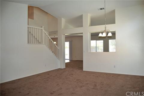 13495 Jennifer Ln, Yucaipa, CA 92399 photo 8