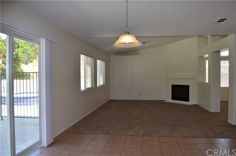13495 Jennifer Ln, Yucaipa, CA 92399 photo 18