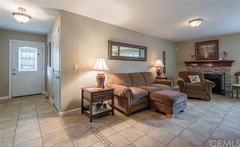 35544 Teja Ct, Yucaipa, CA 92399 photo 6