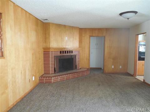 10194 Maple Ave, Hesperia, CA 92345 photo 3