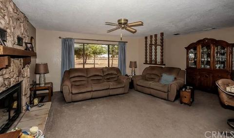 23524 Cherokee Ave, Apple Valley, CA 92307 photo 3
