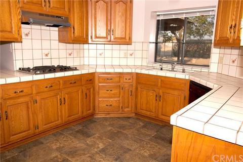 10858 6th Ave, Hesperia, CA 92345 photo 9