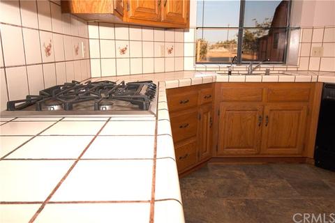 10858 6th Ave, Hesperia, CA 92345 photo 8