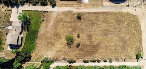 36911 Lan Franc Rd, Yucaipa, CA 92399 photo 4