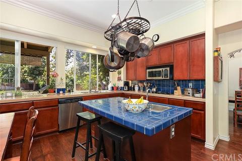 1655 Brittany Dr, Redlands, CA 92374 photo 9