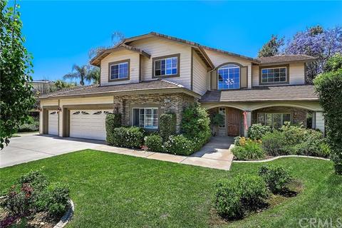 1655 Brittany Dr, Redlands, CA 92374 photo 2