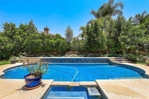 1655 Brittany Dr, Redlands, CA 92374 photo 32