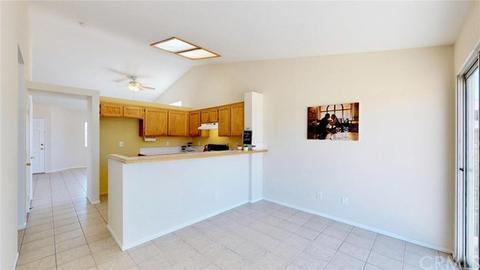 11765 Drake Ct, Adelanto, CA 92301 photo 3