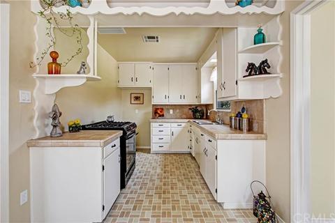 124 E 34th St, San Bernardino, CA 92404 photo 9