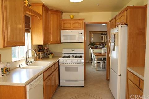 16405 Trelaney Rd, Fontana, CA 92337 photo 4