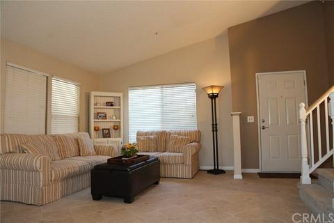 16405 Trelaney Rd, Fontana, CA 92337 photo 2