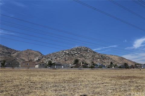 16405 Trelaney Rd, Fontana, CA 92337 photo 22