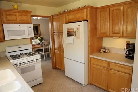 16405 Trelaney Rd, Fontana, CA 92337 photo 5