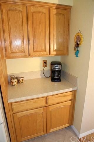 16405 Trelaney Rd, Fontana, CA 92337 photo 7