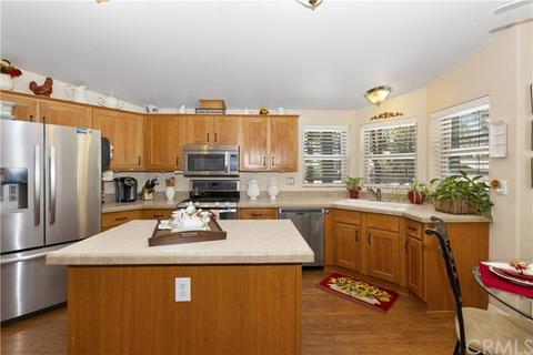932 Wendy Ave, Big Bear City, CA 92314 photo 8