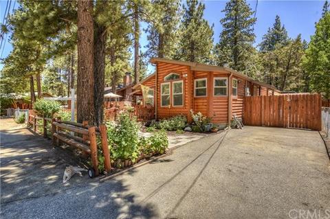 932 Wendy Ave, Big Bear City, CA 92314 photo 2