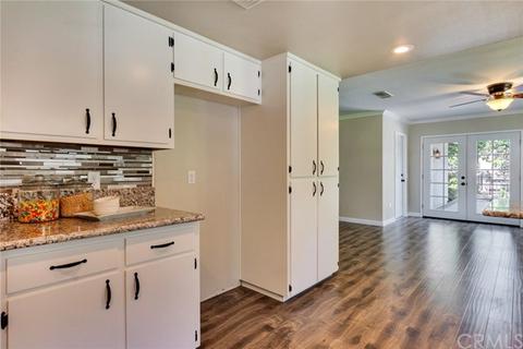 446 S Buena Vista St, Redlands, CA 92373 photo 9