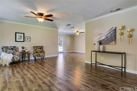 446 S Buena Vista St, Redlands, CA 92373 photo 4
