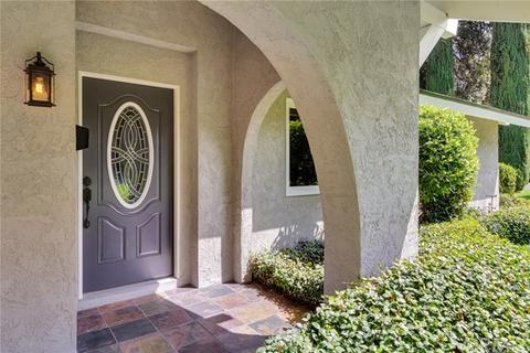 446 S Buena Vista St, Redlands, CA 92373 photo 2