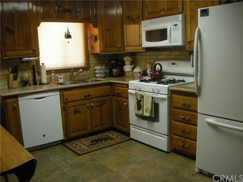 2071 1st Ln, Big Bear City, CA 92314 photo 5