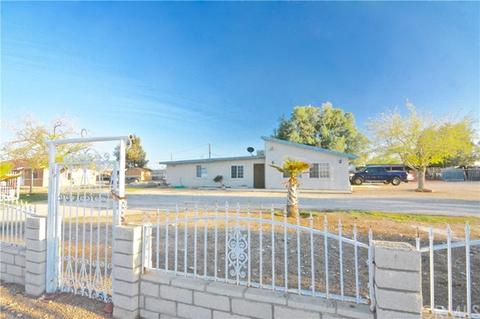 13615 Aster Rd, Victorville, CA 92392 photo 2