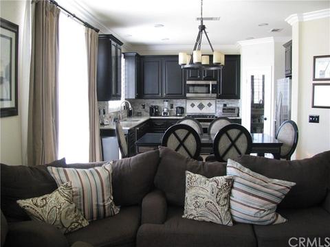 15251 Holiday Dr, Fontana, CA 92336 photo 13