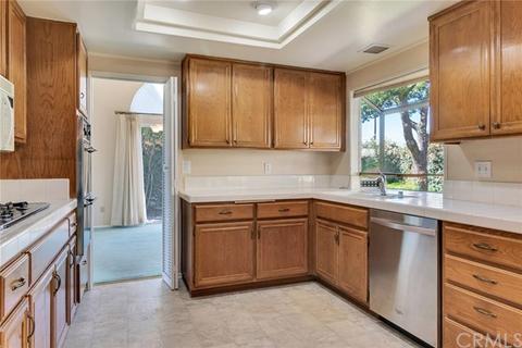 811 Kensington Dr, Redlands, CA 92374 photo 11