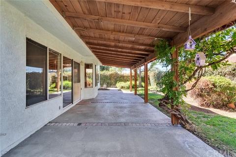 811 Kensington Dr, Redlands, CA 92374 photo 24