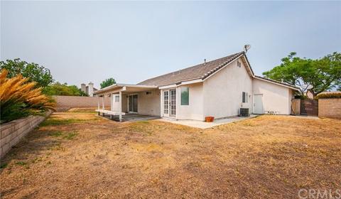 1265 W Banyon St, Rialto, CA 92377 photo 20
