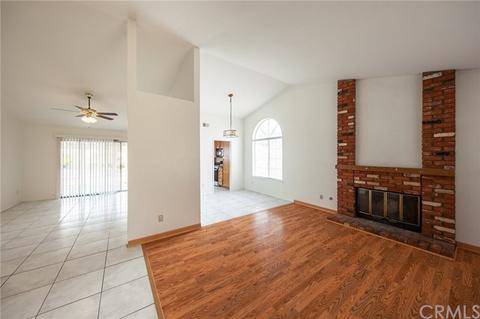 1265 W Banyon St, Rialto, CA 92377 photo 3