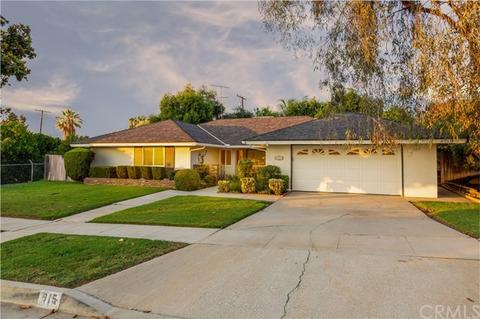 915 S Eureka St, Redlands, CA 92373 photo 2