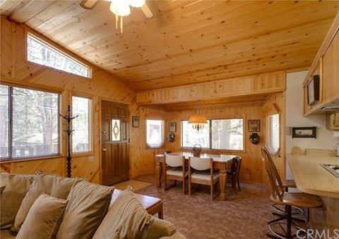 608 Pine Ln, Sugarloaf, CA 92386 photo 9