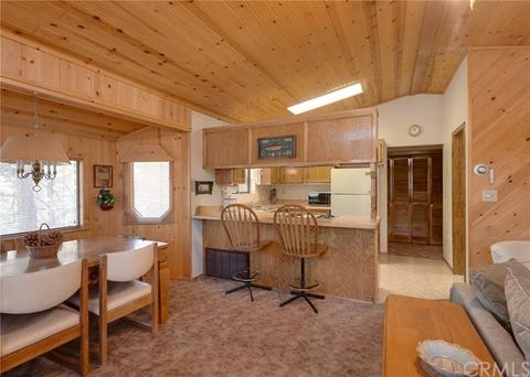 608 Pine Ln, Sugarloaf, CA 92386 photo 12