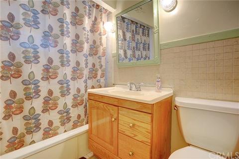 1317 Opal Way, Mentone, CA 92359 photo 9