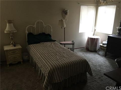 16410 Chestnut St, Hesperia, CA 92345 photo 4