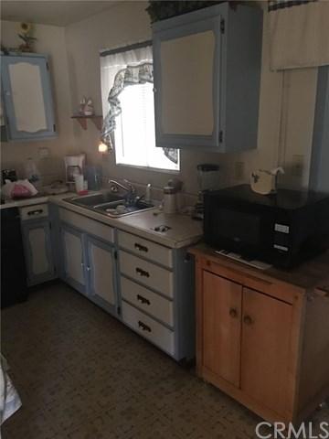 16410 Chestnut St, Hesperia, CA 92345 photo 3