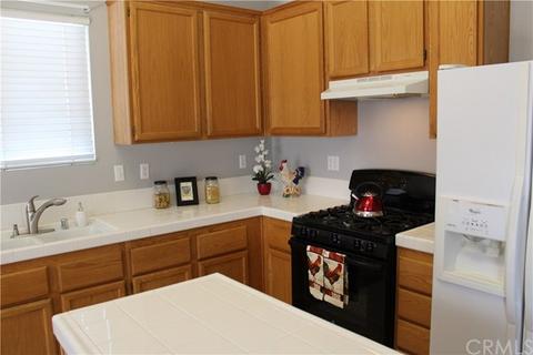35957 Elaine Way, Yucaipa, CA 92399 photo 8