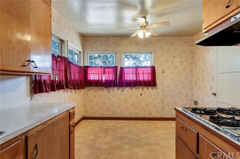 531 Evans St, San Bernardino, CA 92404 photo 2