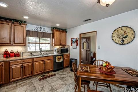 15786 Arbury St, Hesperia, CA 92345 photo 5