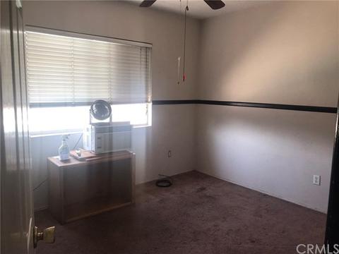 33643 Northview Dr, Yucaipa, CA 92399 photo 5