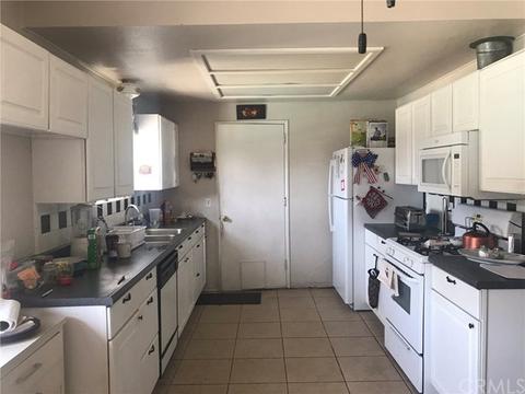 33643 Northview Dr, Yucaipa, CA 92399 photo 10
