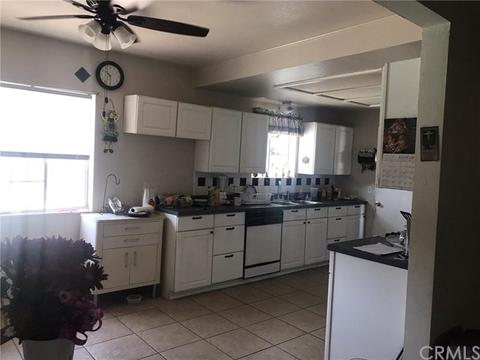 33643 Northview Dr, Yucaipa, CA 92399 photo 9