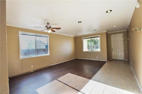 11559 Summer St, Adelanto, CA 92301 photo 6