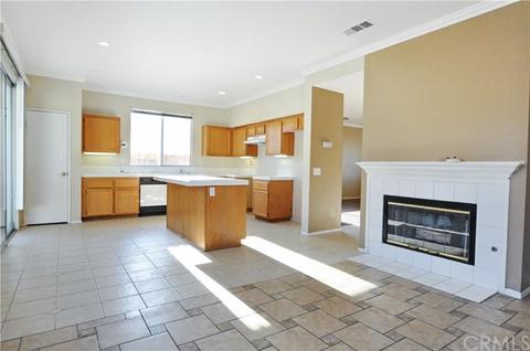 11559 Summer St, Adelanto, CA 92301 photo 3