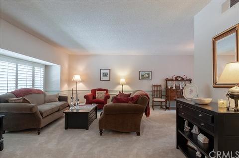 1565 Garden St, Redlands, CA 92373 photo 4